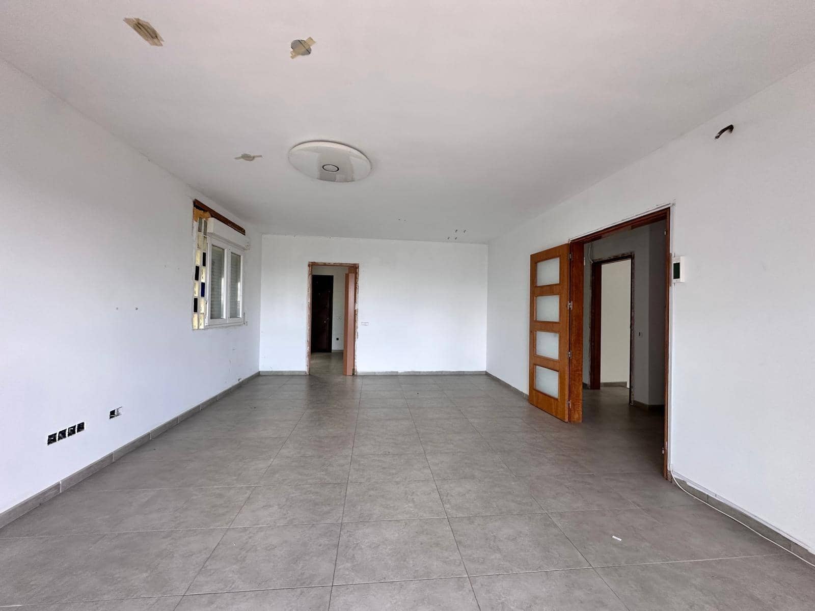 4 slaapkamer Villa te koop in Bescano met garage - € 240.000 (Ref: 9908358)