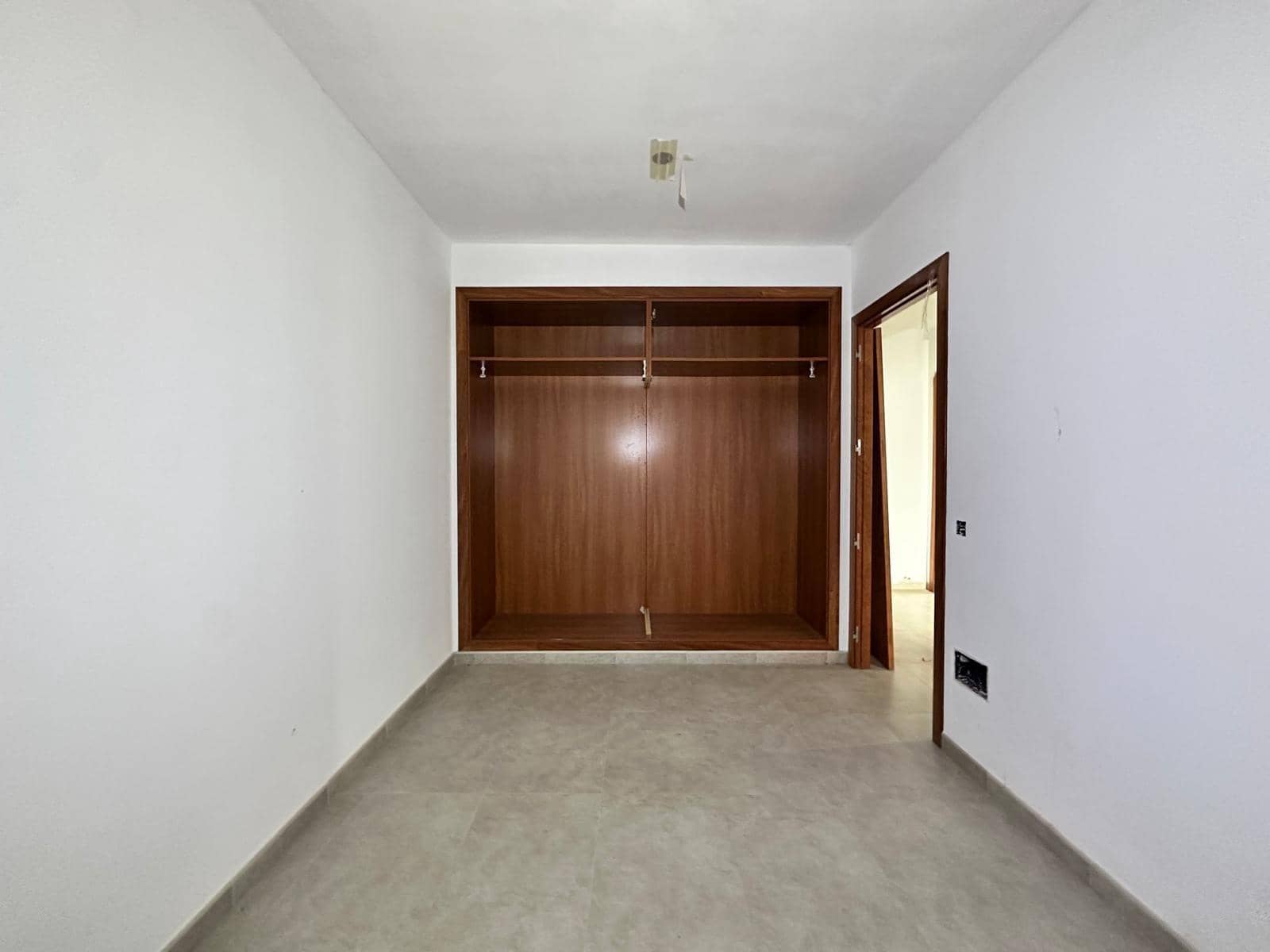 4 slaapkamer Villa te koop in Bescano met garage - € 240.000 (Ref: 9908358)