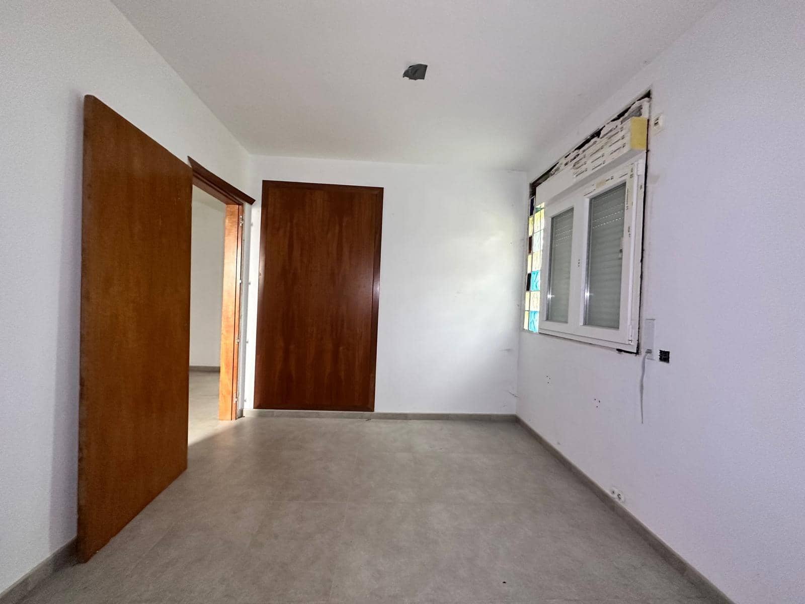 4 slaapkamer Villa te koop in Bescano met garage - € 240.000 (Ref: 9908358)