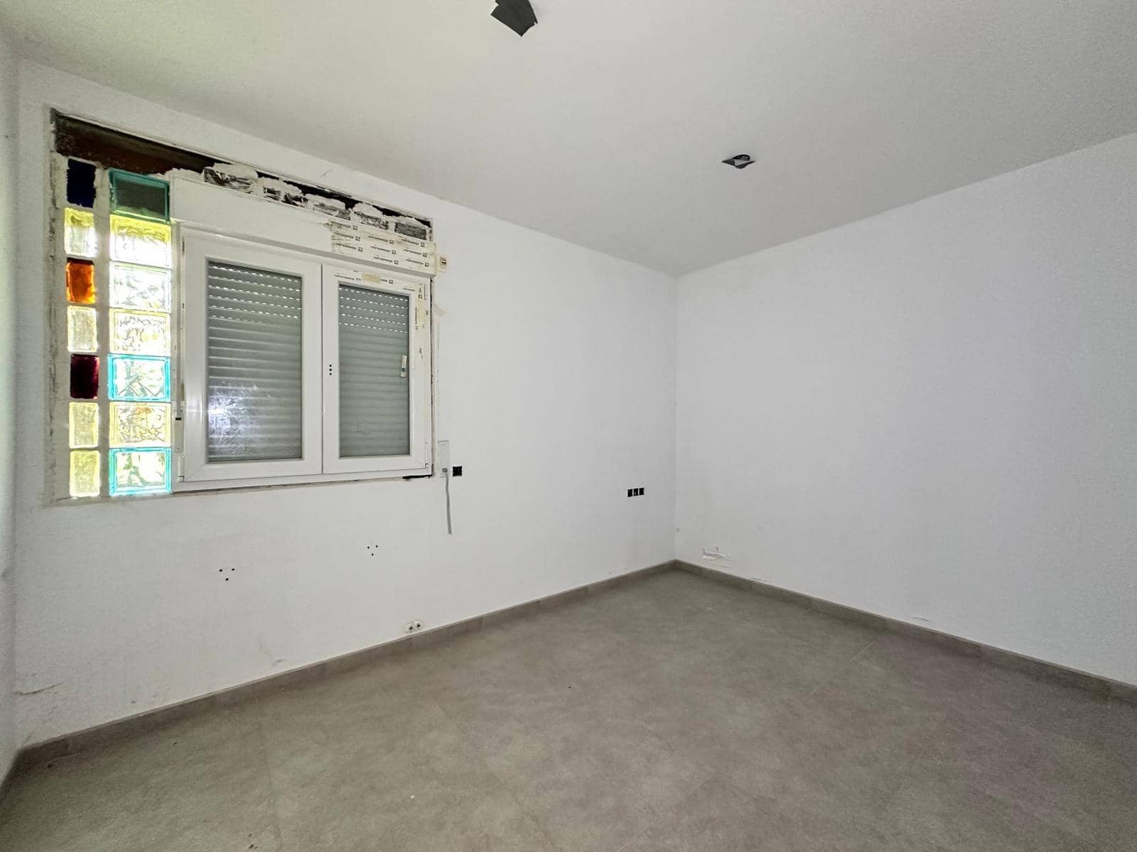 4 slaapkamer Villa te koop in Bescano met garage - € 240.000 (Ref: 9908358)