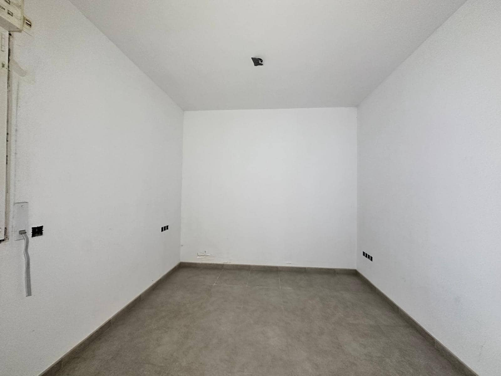 4 slaapkamer Villa te koop in Bescano met garage - € 240.000 (Ref: 9908358)