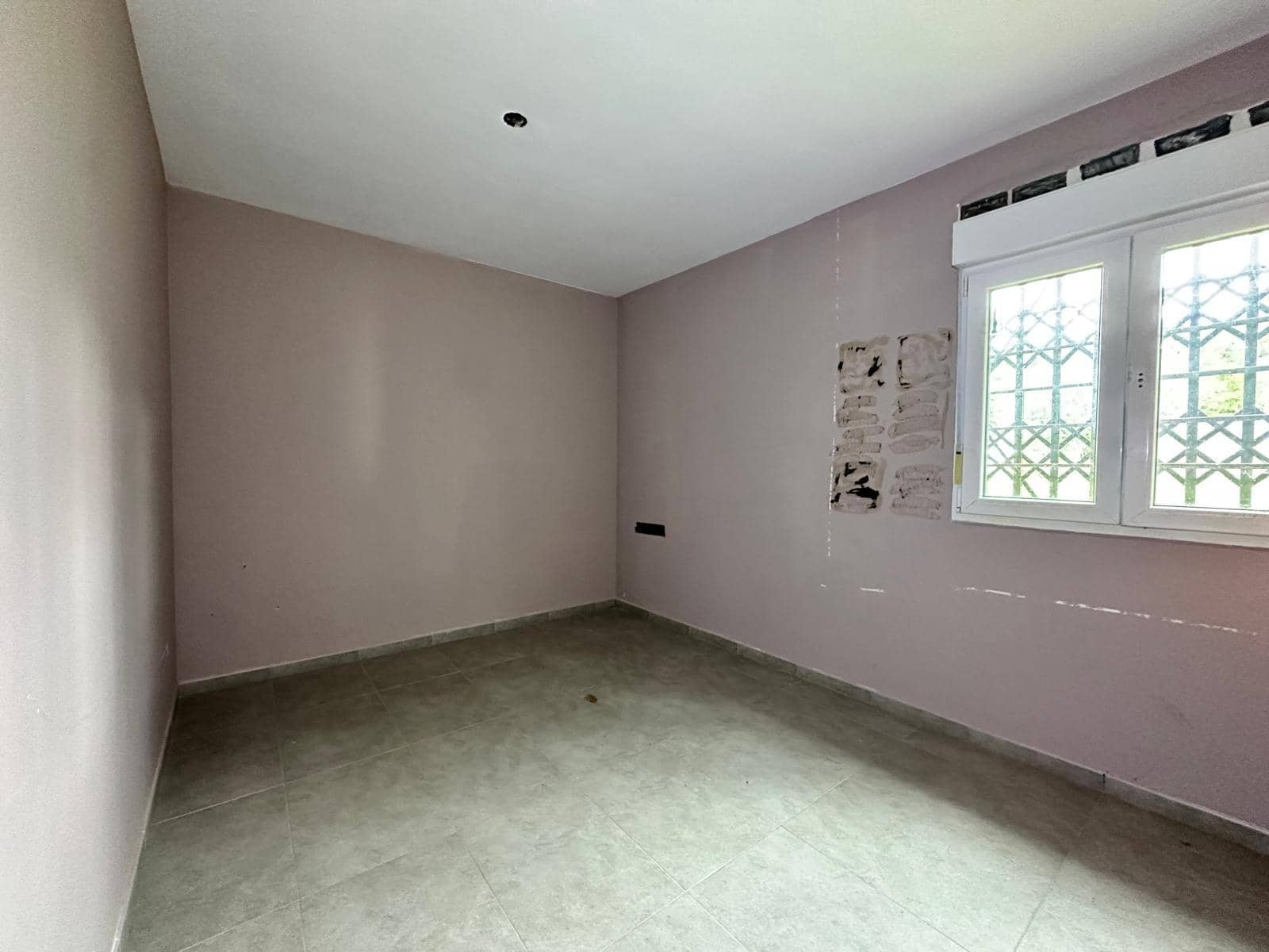 4 slaapkamer Villa te koop in Bescano met garage - € 240.000 (Ref: 9908358)