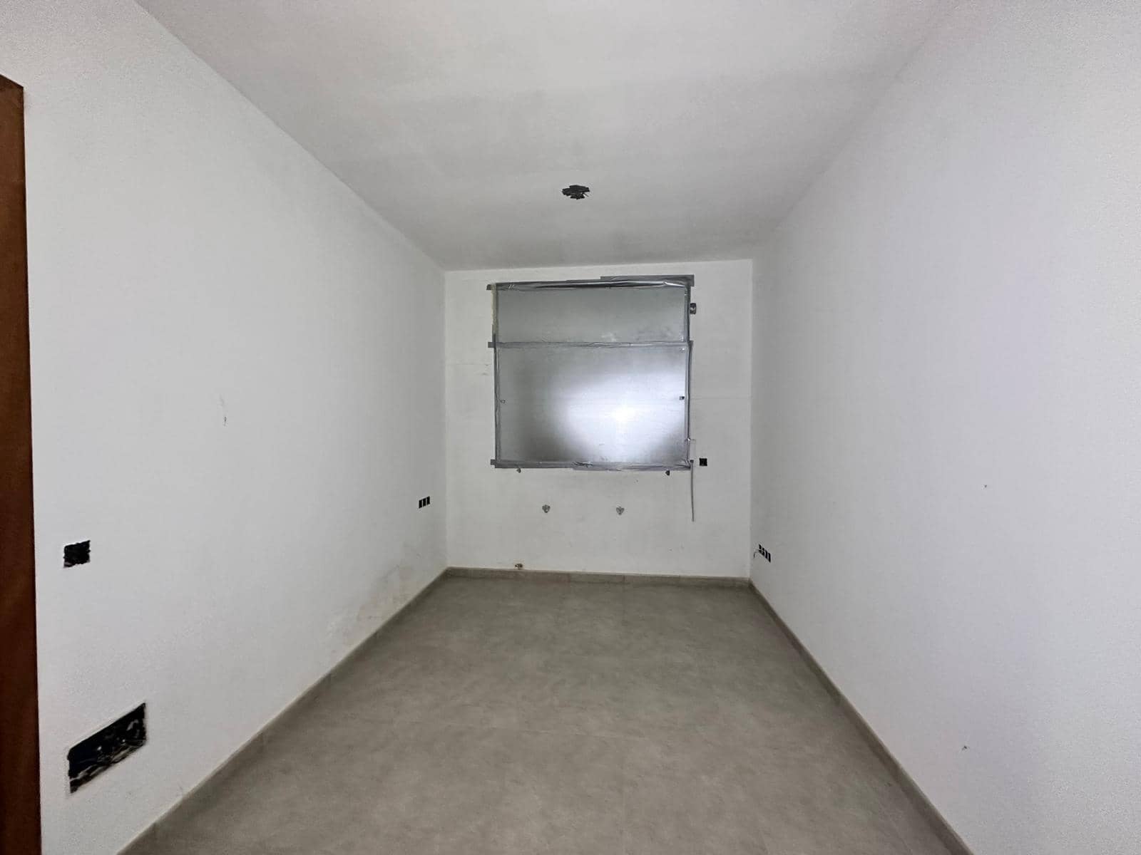4 slaapkamer Villa te koop in Bescano met garage - € 240.000 (Ref: 9908358)