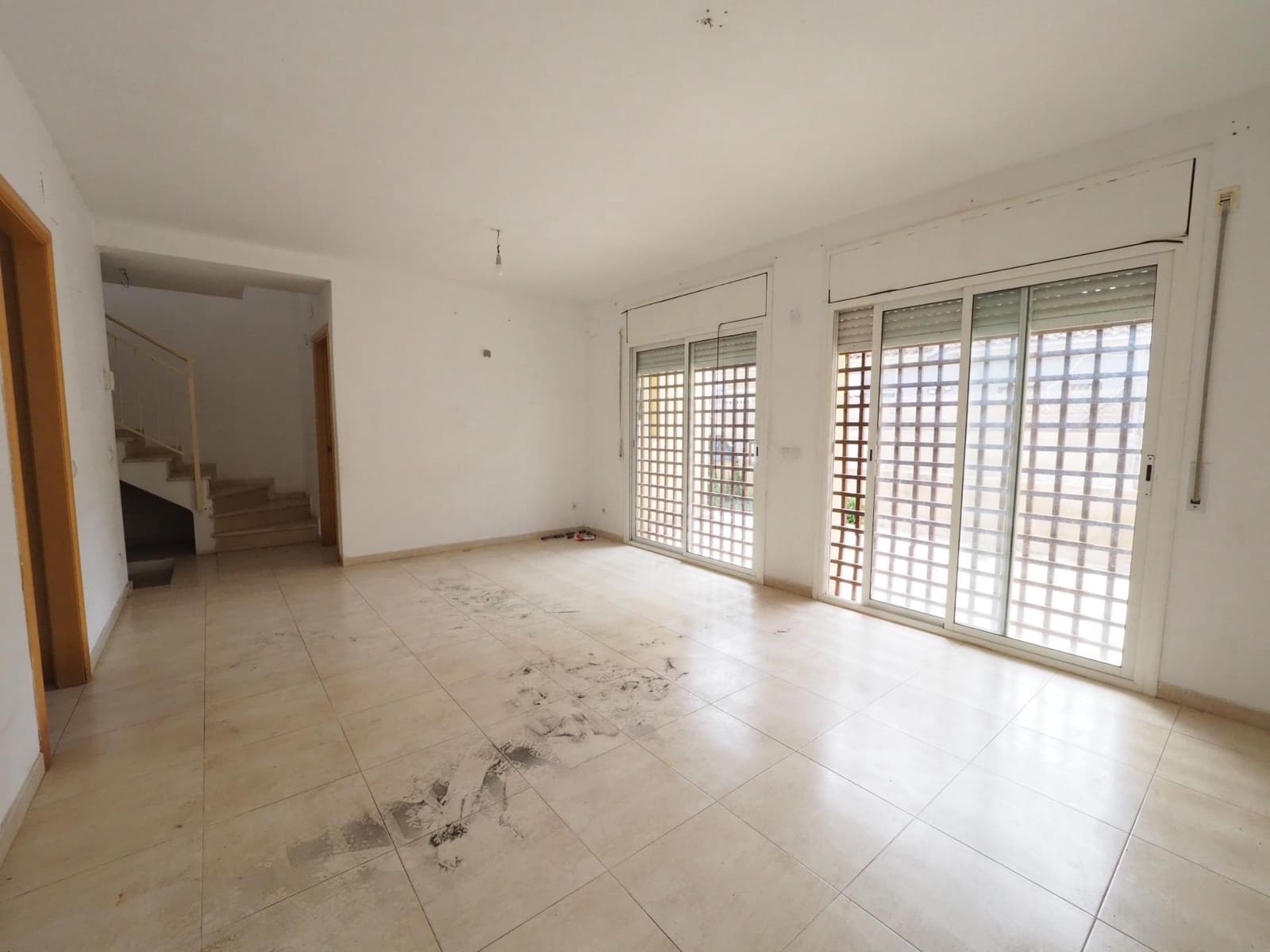 3 camera da letto Villetta a Schiera in vendita in Santa Oliva con garage - 189.000 € (Rif: 9908359)
