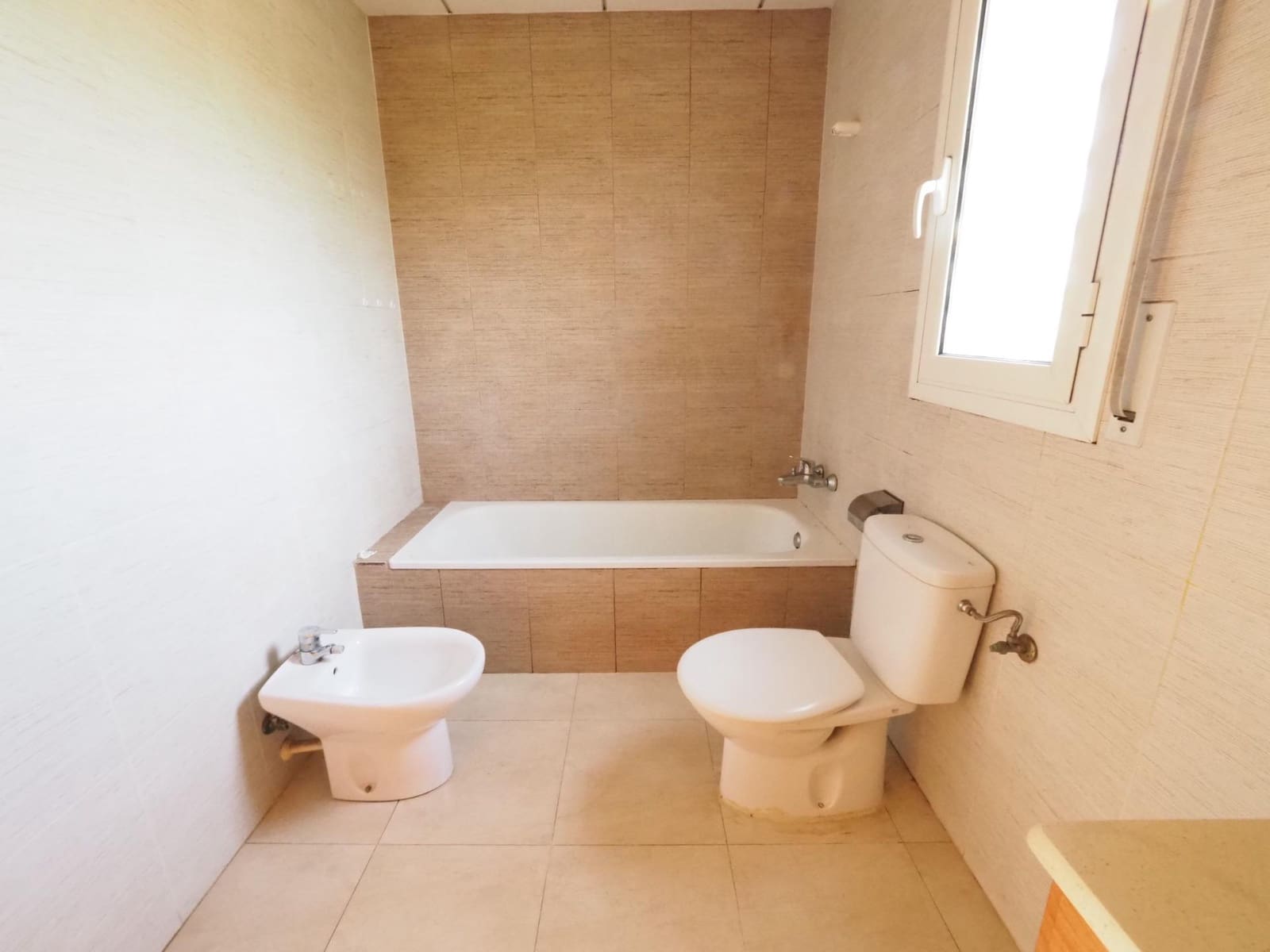 3 camera da letto Villetta a Schiera in vendita in Santa Oliva con garage - 189.000 € (Rif: 9908359)