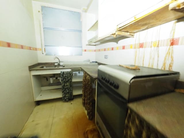5 soveværelse Lejlighed til salg i Terrassa - € 219.000 (Ref: 9908365)