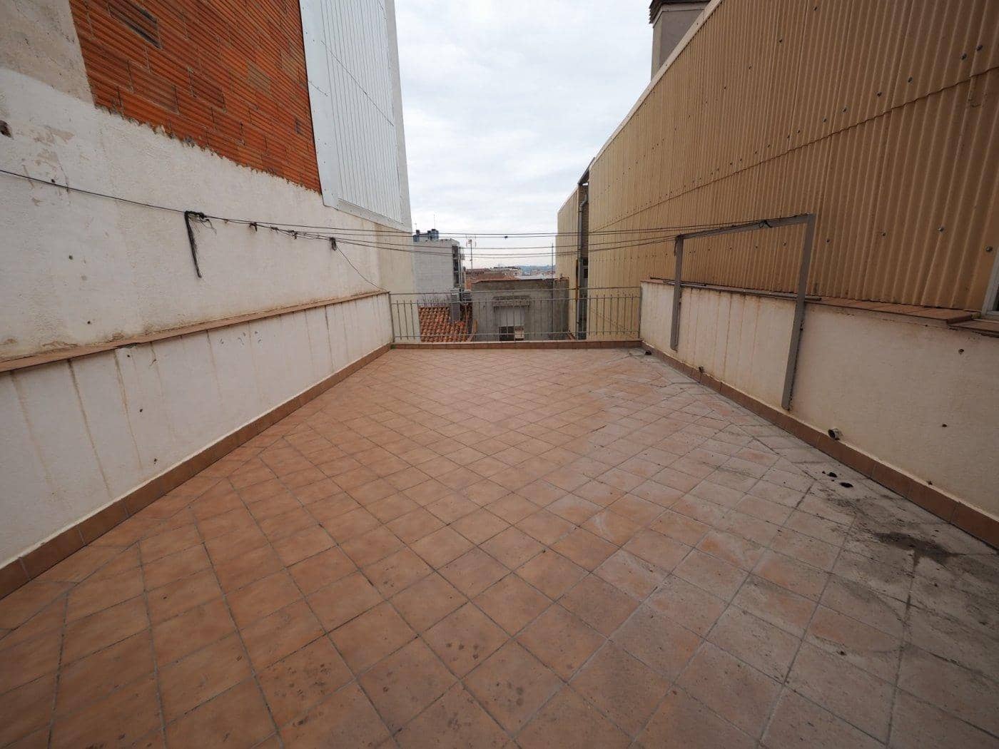 5 chambre Appartement à vendre à Terrassa - 219 000 € (Ref: 9908365)