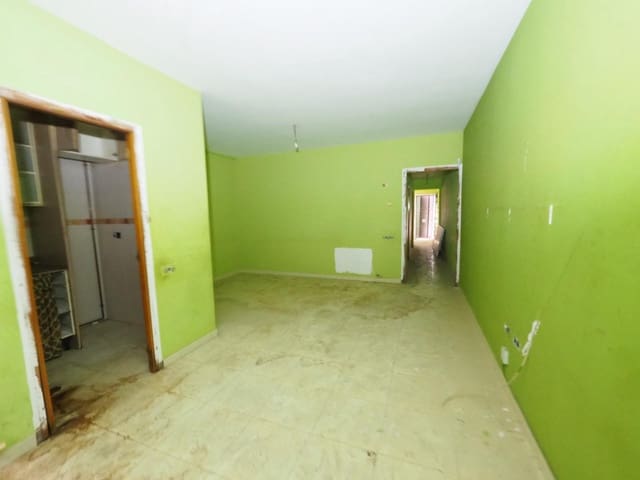 5 soveværelse Lejlighed til salg i Terrassa - € 219.000 (Ref: 9908365)