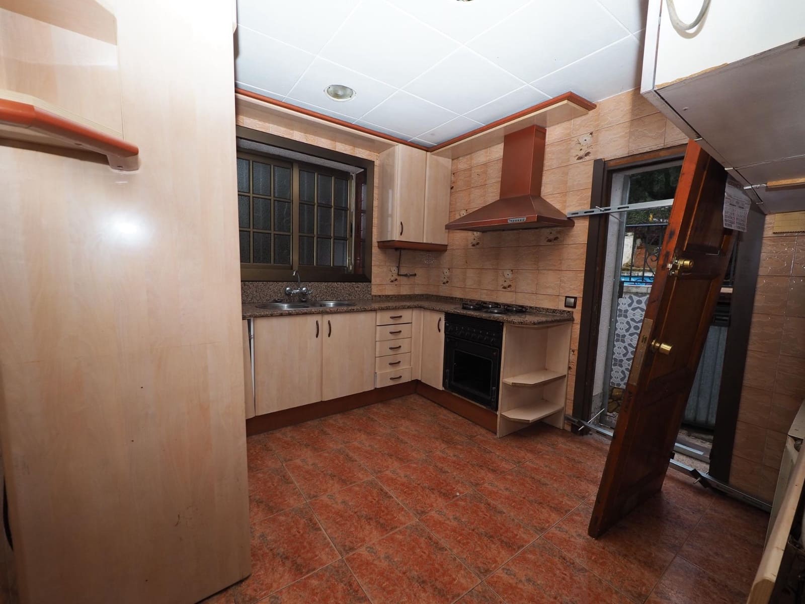 2 soverom Villa til salgs i Tordera med svømmebasseng - € 126 000 (Ref: 9908375)