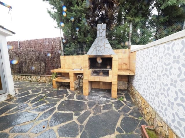 2 soverom Villa til salgs i Tordera med svømmebasseng - € 126 000 (Ref: 9908375)