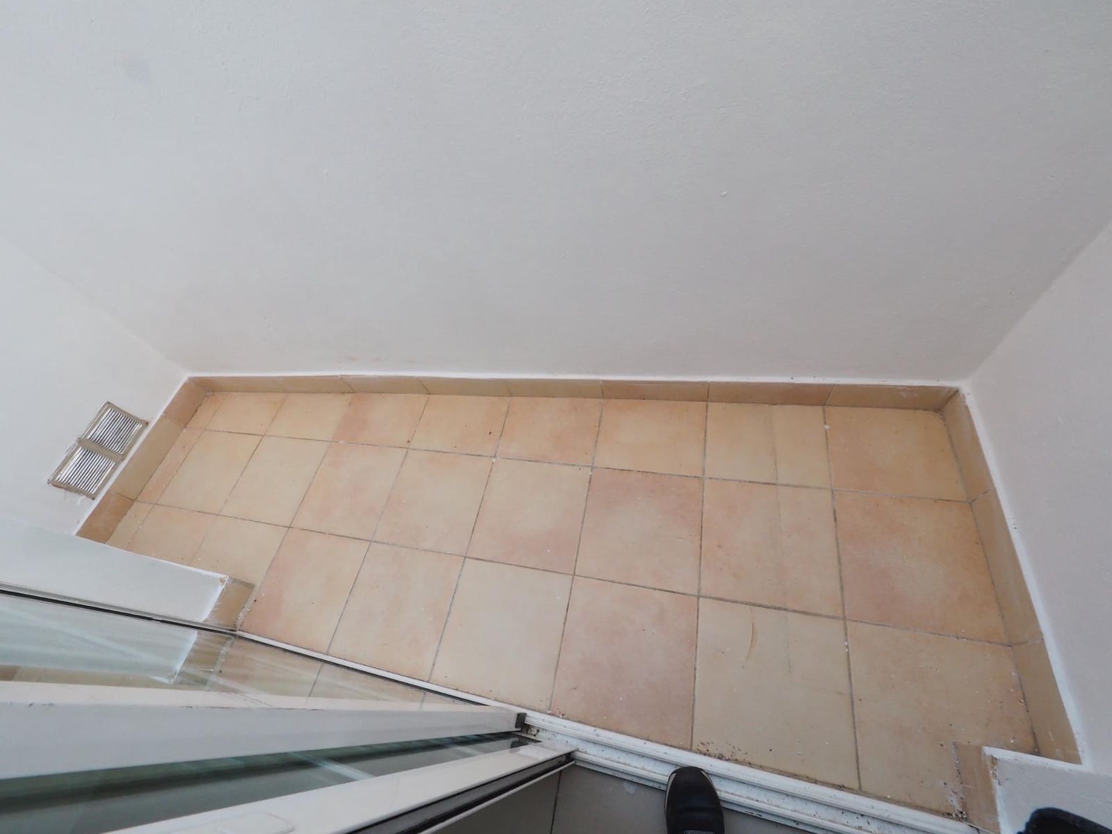 2 soverom Leilighet til salgs i Terrassa - € 52 000 (Ref: 9908377)