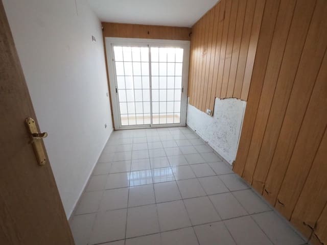 2 soverom Leilighet til salgs i Terrassa - € 52 000 (Ref: 9908377)