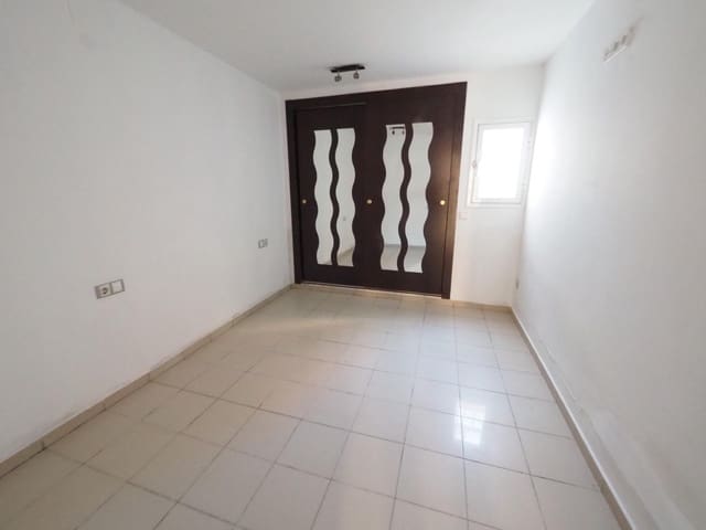 2 soverom Leilighet til salgs i Terrassa - € 52 000 (Ref: 9908377)