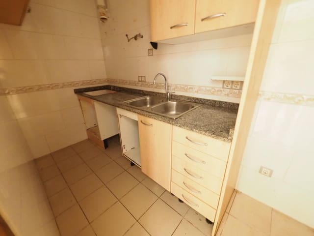 2 soverom Leilighet til salgs i Terrassa - € 52 000 (Ref: 9908377)