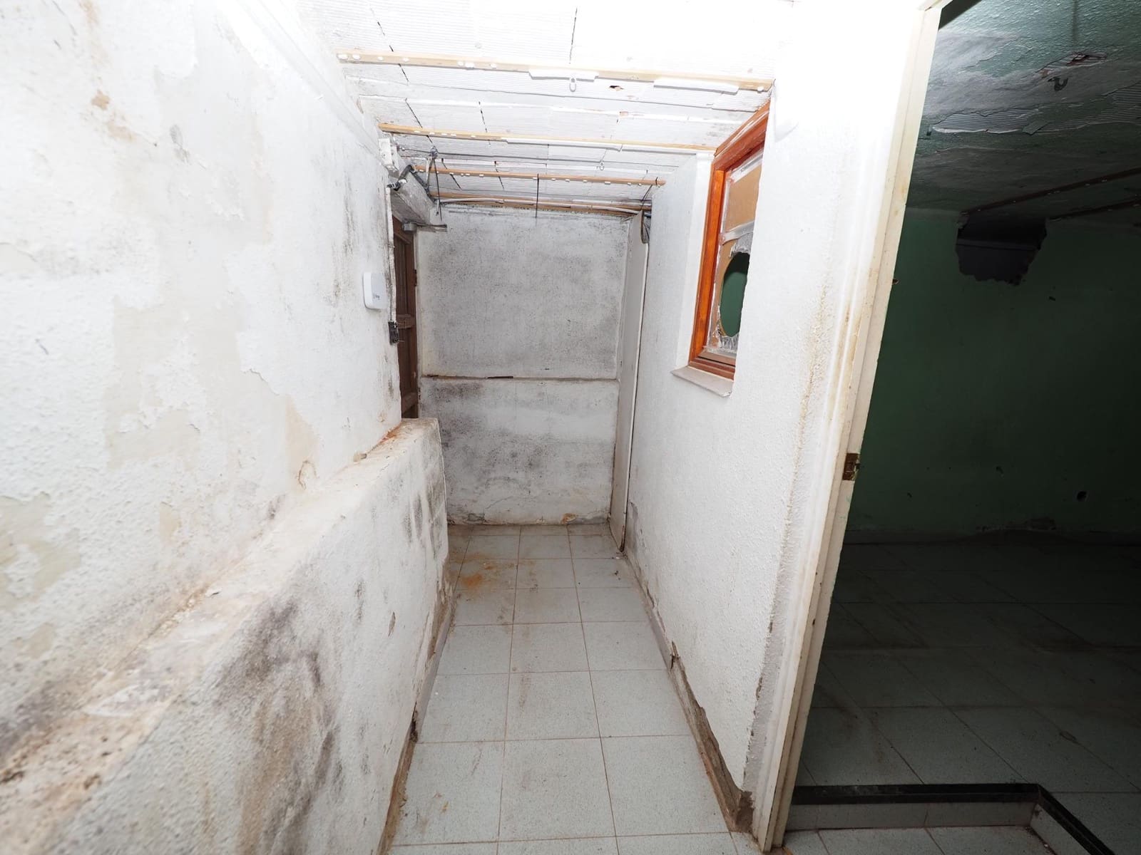 Chalet de 3 habitaciones en La Torre de Claramunt en venta - 79.000 € (Ref: 9908380)