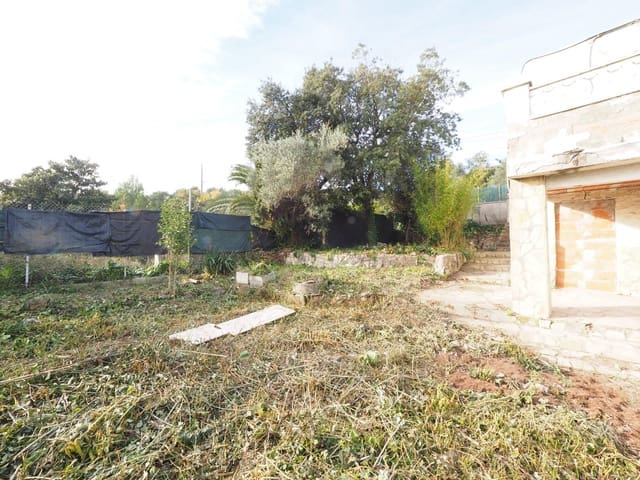 Chalet de 3 habitaciones en La Torre de Claramunt en venta - 79.000 € (Ref: 9908380)