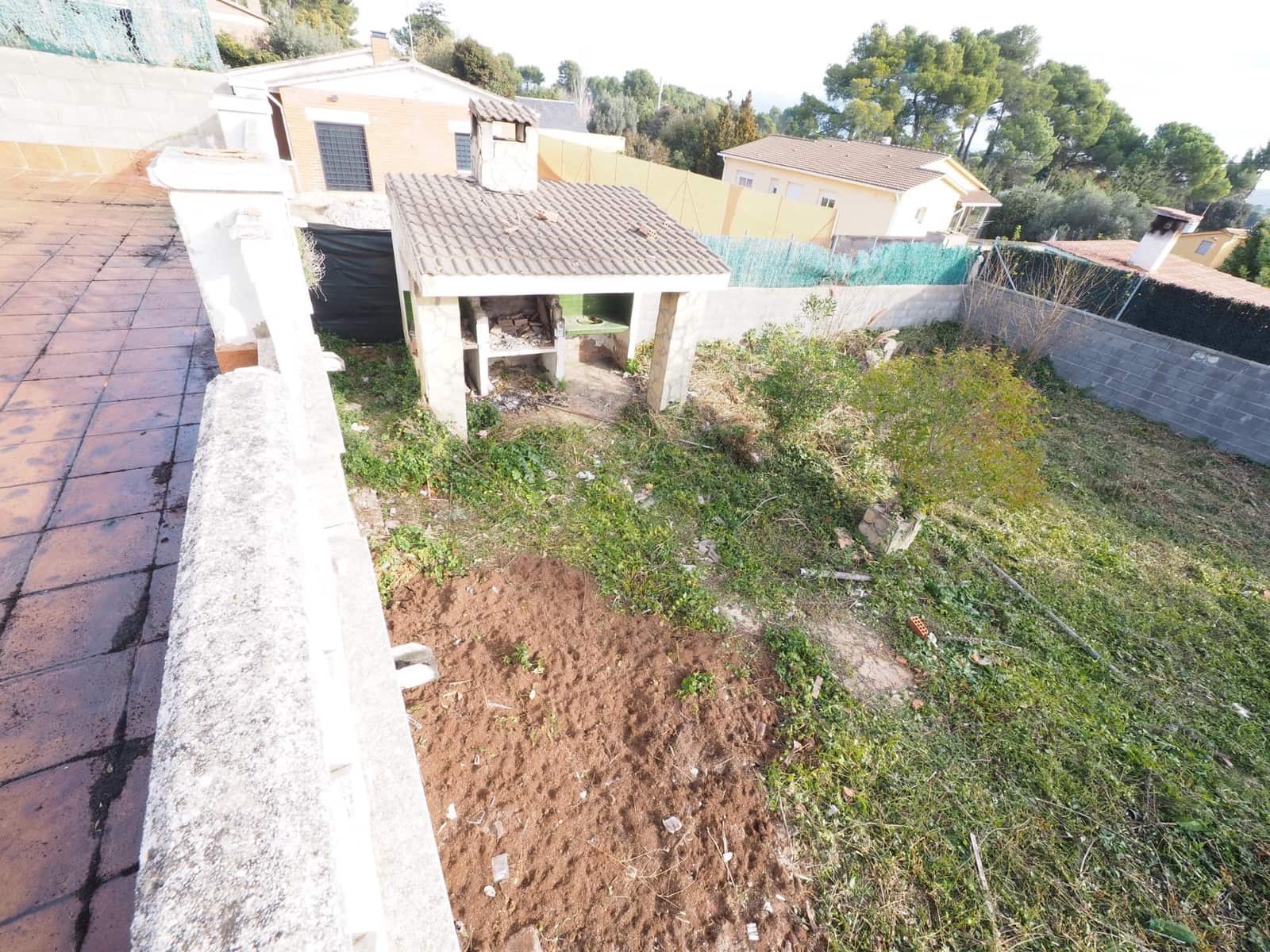 Chalet de 3 habitaciones en La Torre de Claramunt en venta - 79.000 € (Ref: 9908380)