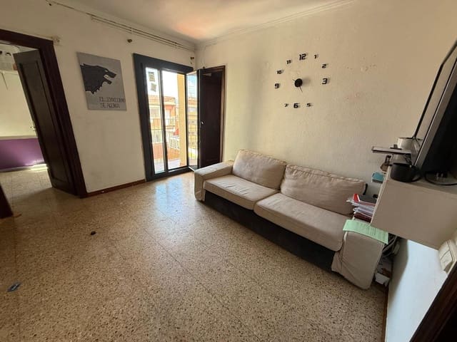 4 quarto Apartamento para venda em La Prosperitat, Barcelona cidade - 166 500 € (Ref: 9908384)