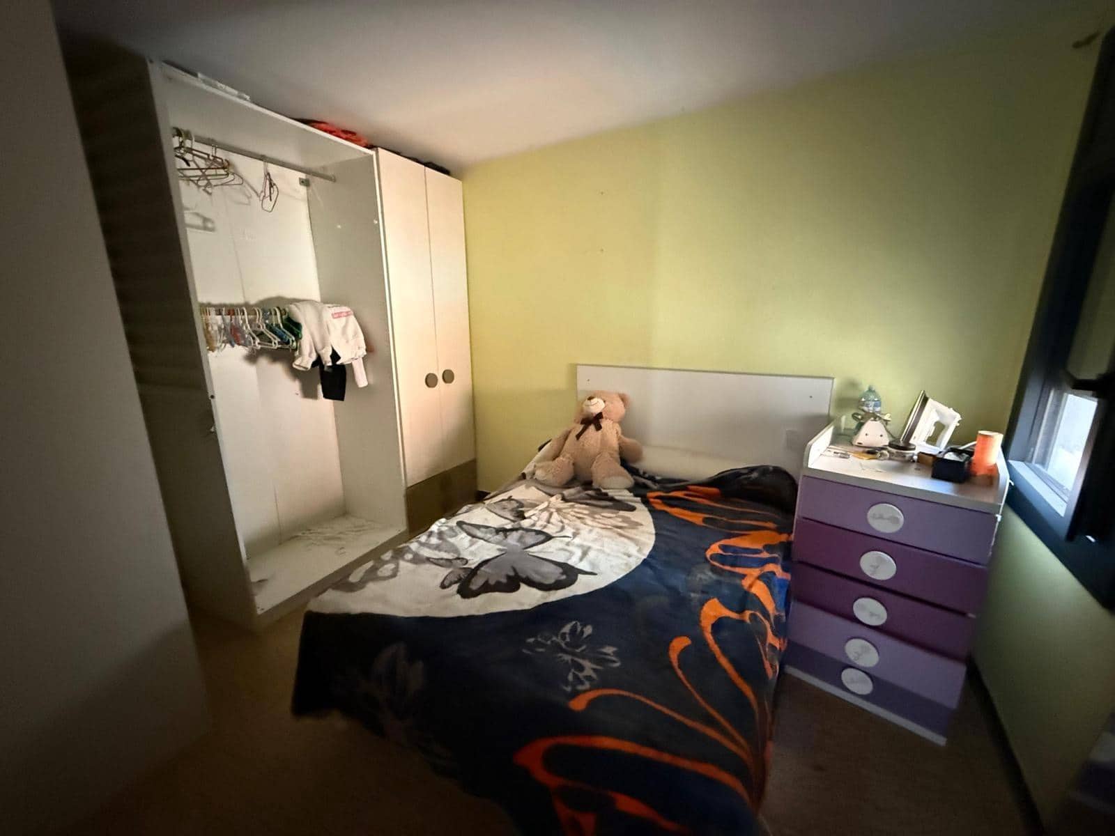 4 Zimmer Wohnung zu verkaufen in Barcelona Stadt - 166.500 € (Ref: 9908384)