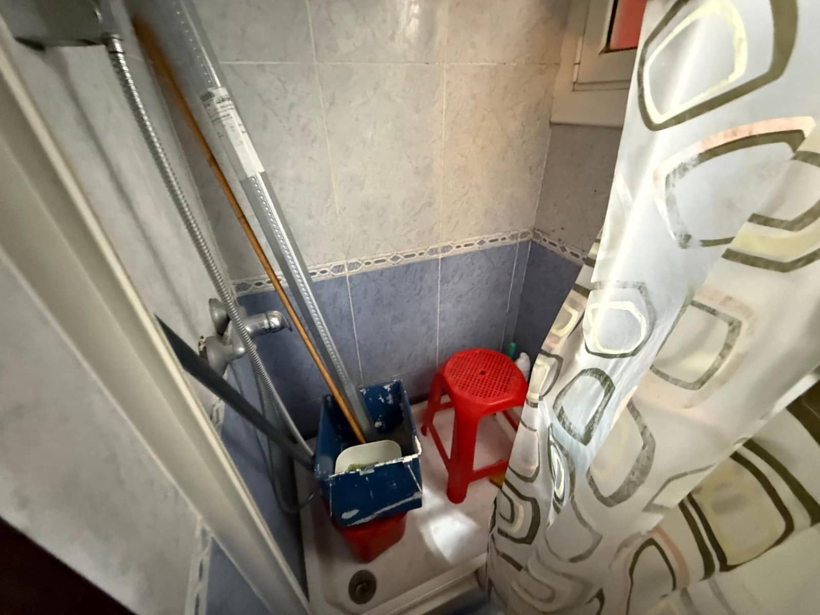 4 Zimmer Wohnung zu verkaufen in Barcelona Stadt - 166.500 € (Ref: 9908384)