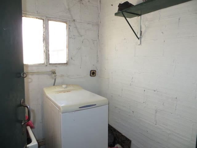 3 soverom Leilighet til salgs i Terrassa - € 81 000 (Ref: 9908385)