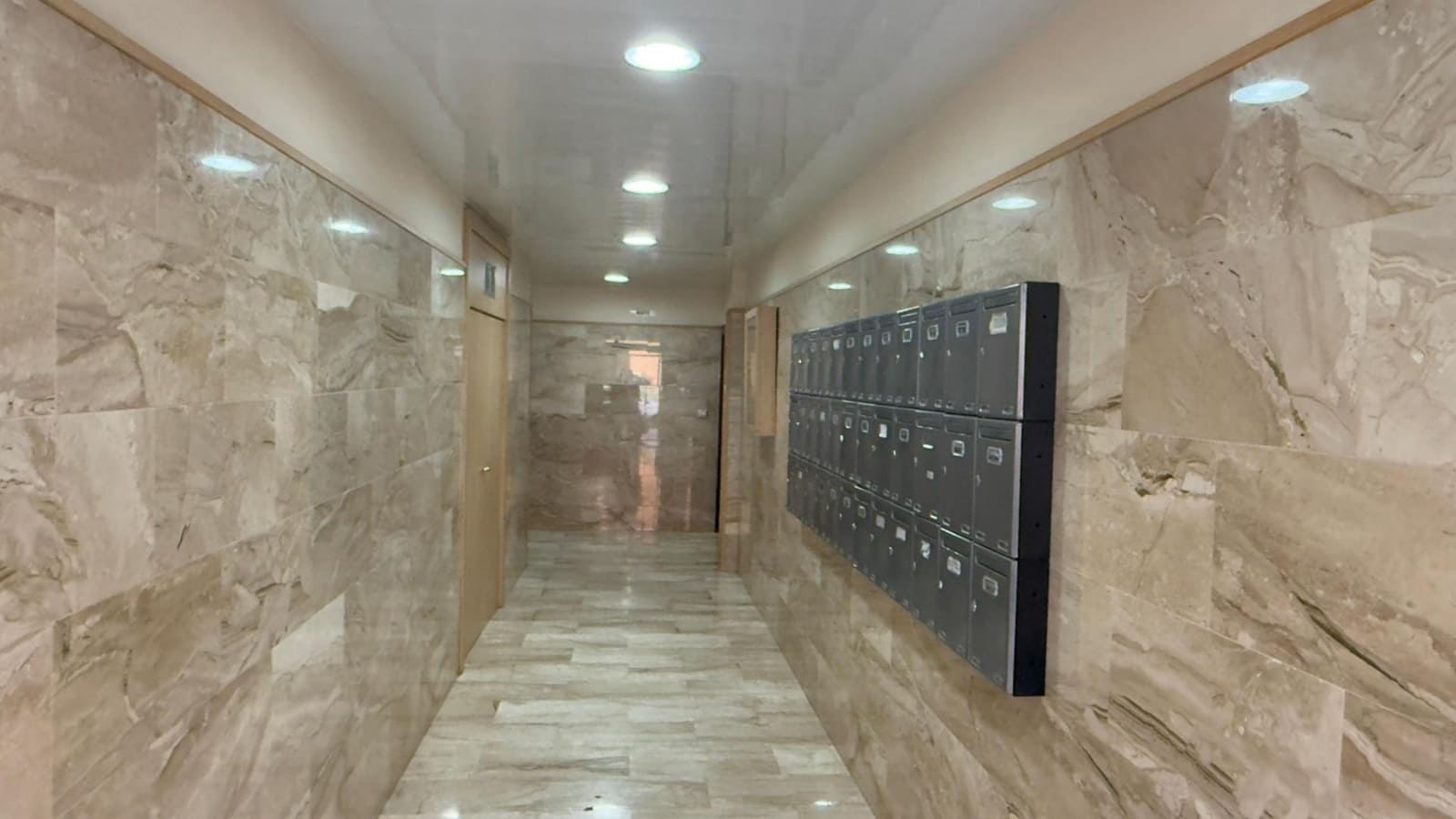 3 quarto Penthouse para venda em Terrassa - 127 000 € (Ref: 9908388)