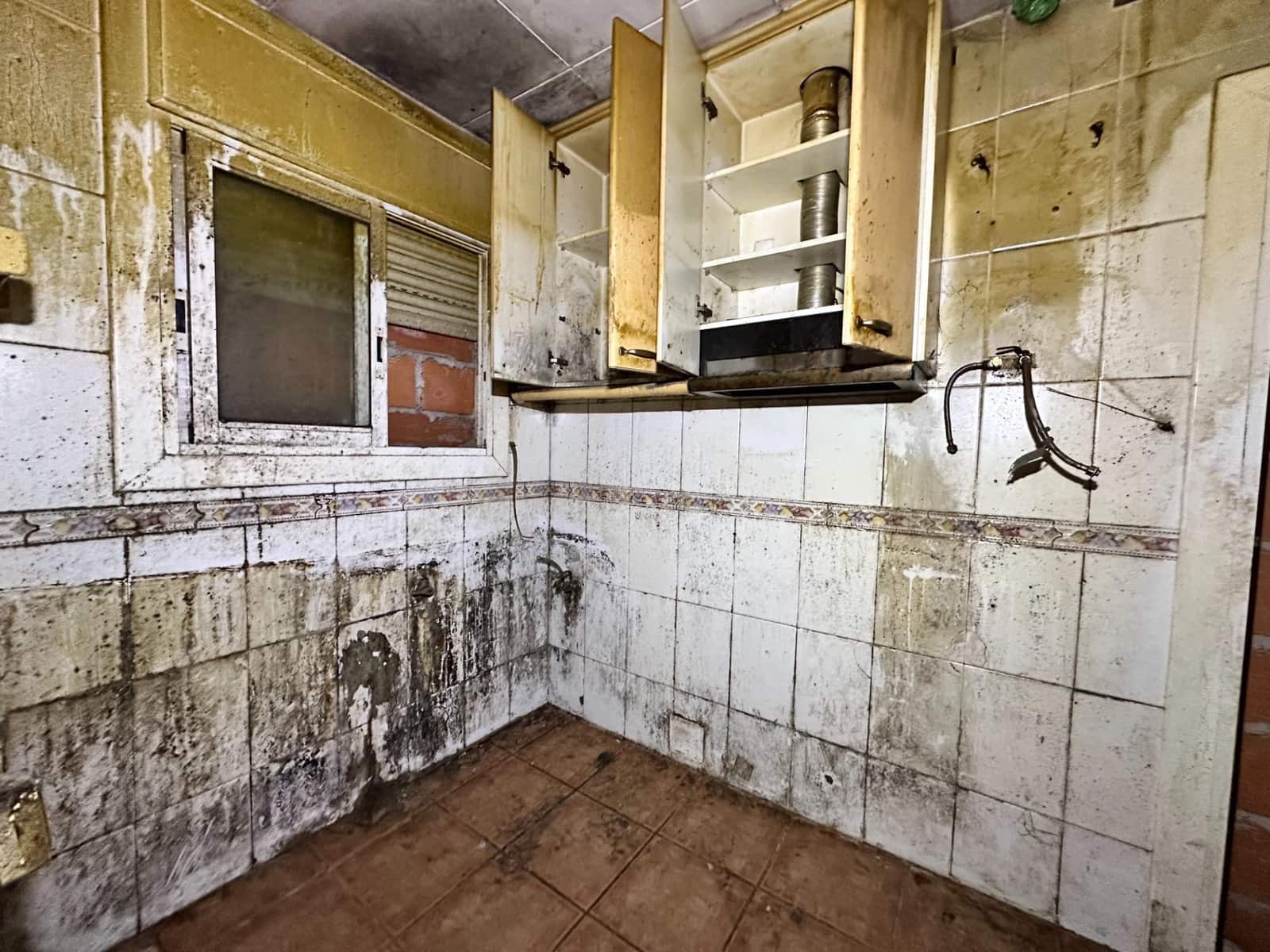 Chalet de 3 habitaciones en Sant Salvador de Guardiola en venta - 105.000 € (Ref: 9908394)