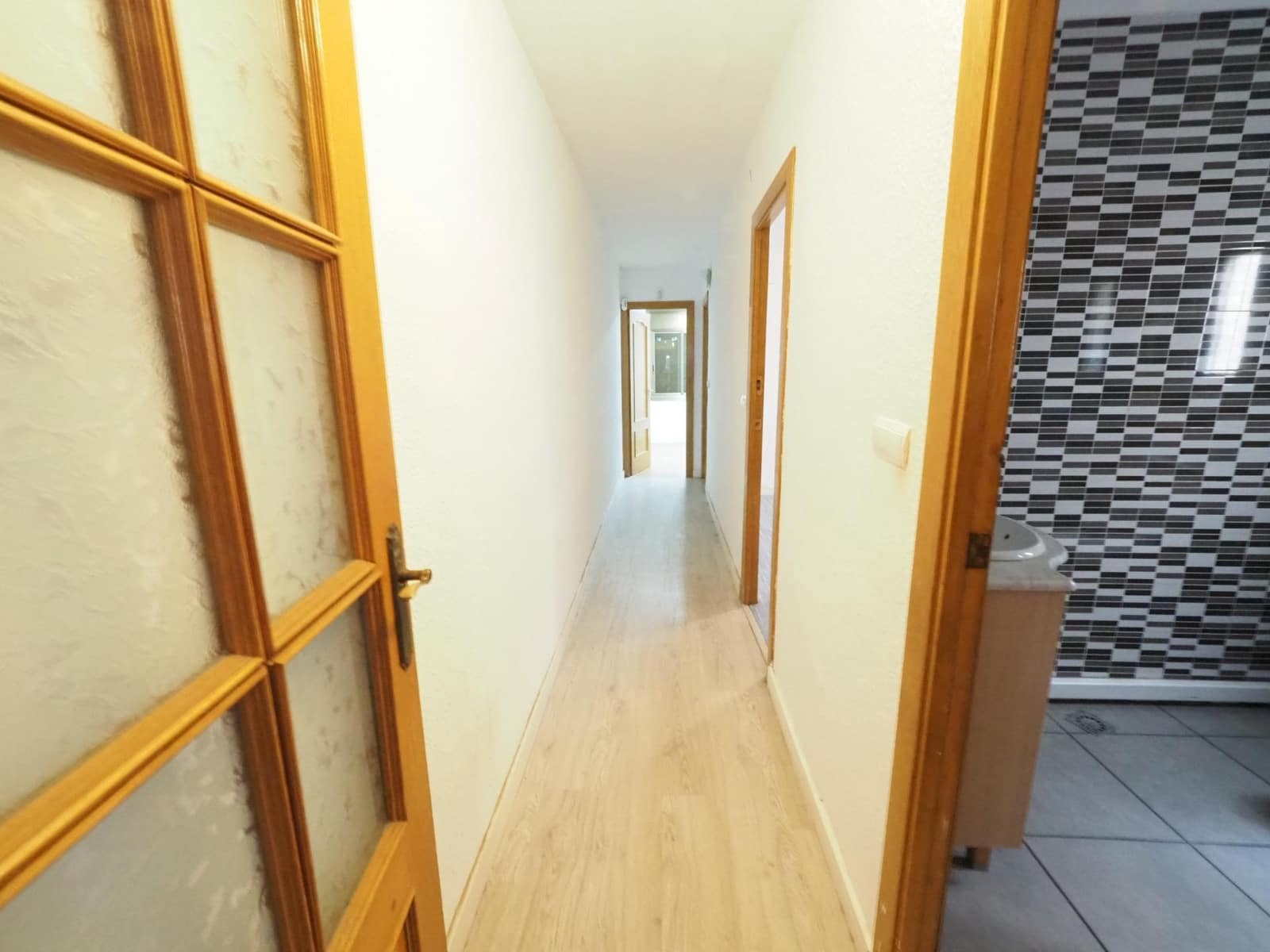Ático de 3 habitaciones en Terrassa en venta - 85.000 € (Ref: 9908399)