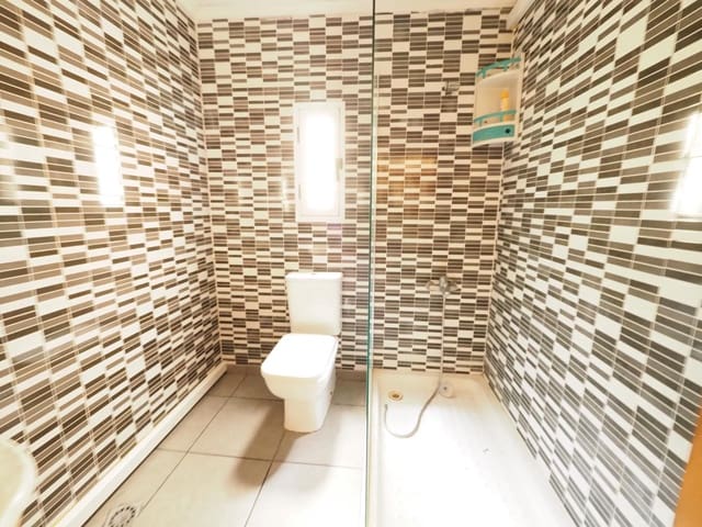 3 camera da letto Attico in vendita in Terrassa - 85.000 € (Rif: 9908399)