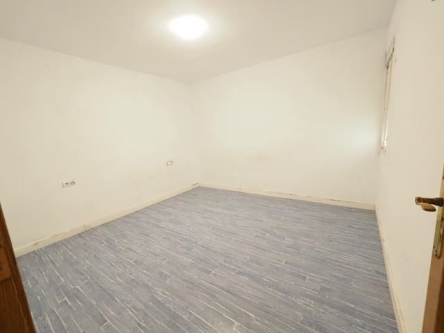 3 camera da letto Attico in vendita in Terrassa - 85.000 € (Rif: 9908399)