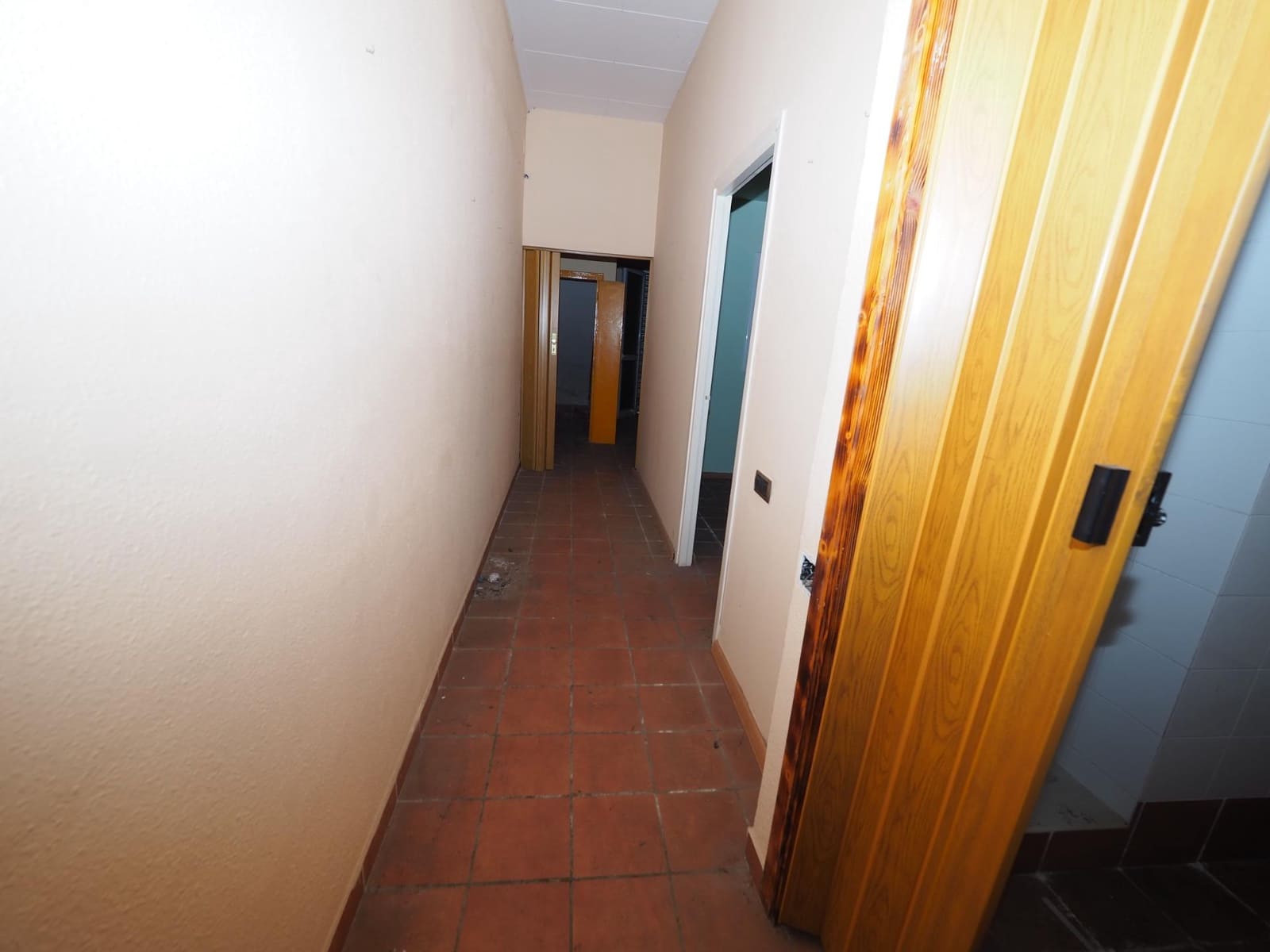 Casa de 5 habitaciones en Terrassa en venta con garaje - 450.000 € (Ref: 9908406)