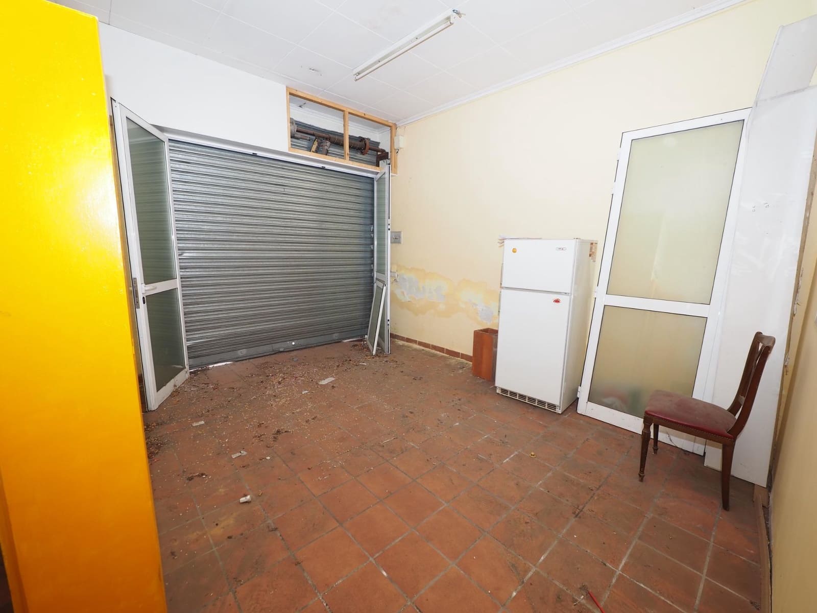 Casa de 5 habitaciones en Terrassa en venta con garaje - 450.000 € (Ref: 9908406)