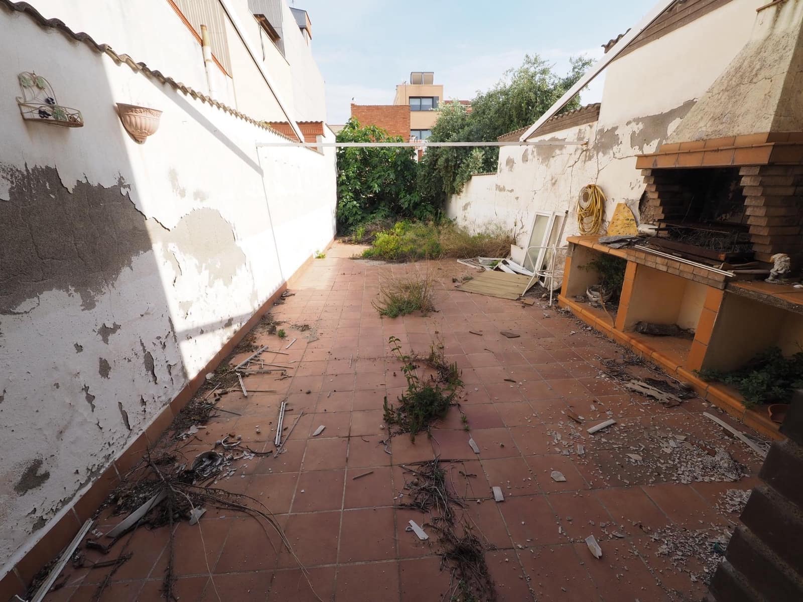 Casa de 5 habitaciones en Terrassa en venta con garaje - 450.000 € (Ref: 9908406)