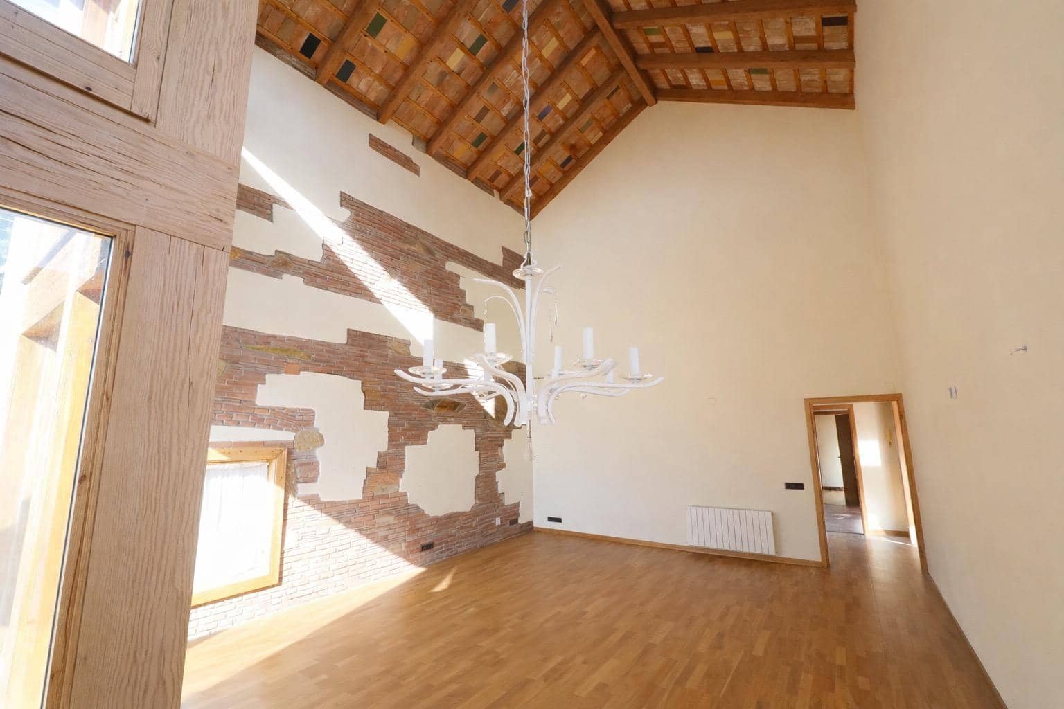 3 bedroom Villa for sale in Sant Pol de Mar with garage - € 535,000 (Ref: 9908407)