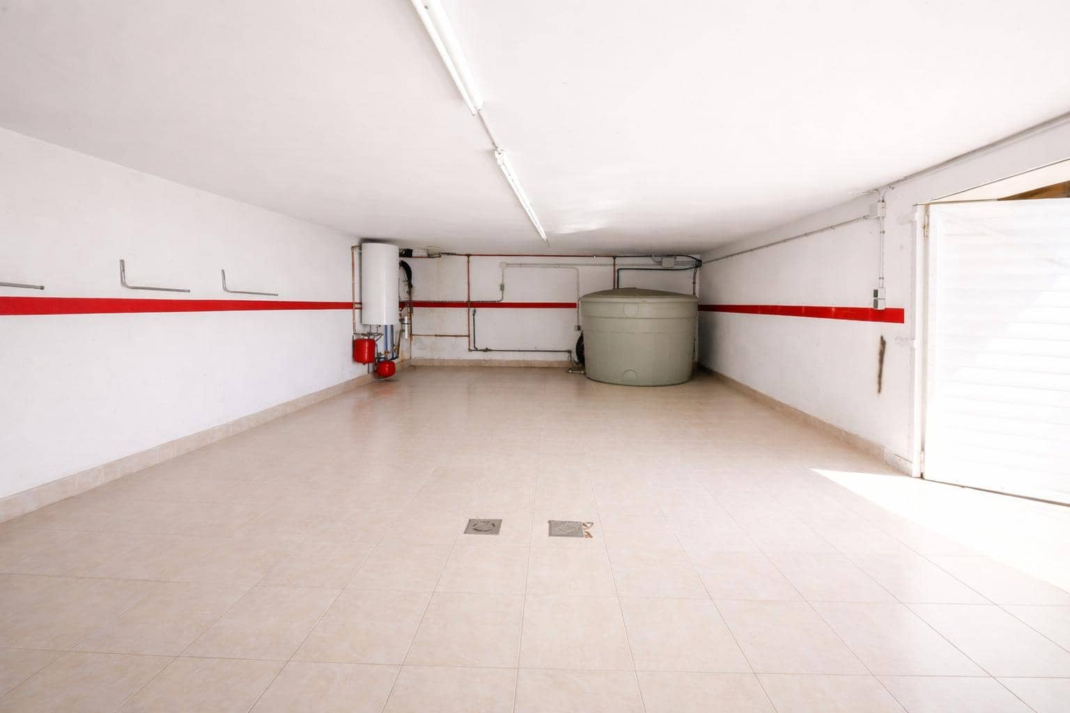 3 bedroom Villa for sale in Sant Pol de Mar with garage - € 535,000 (Ref: 9908407)