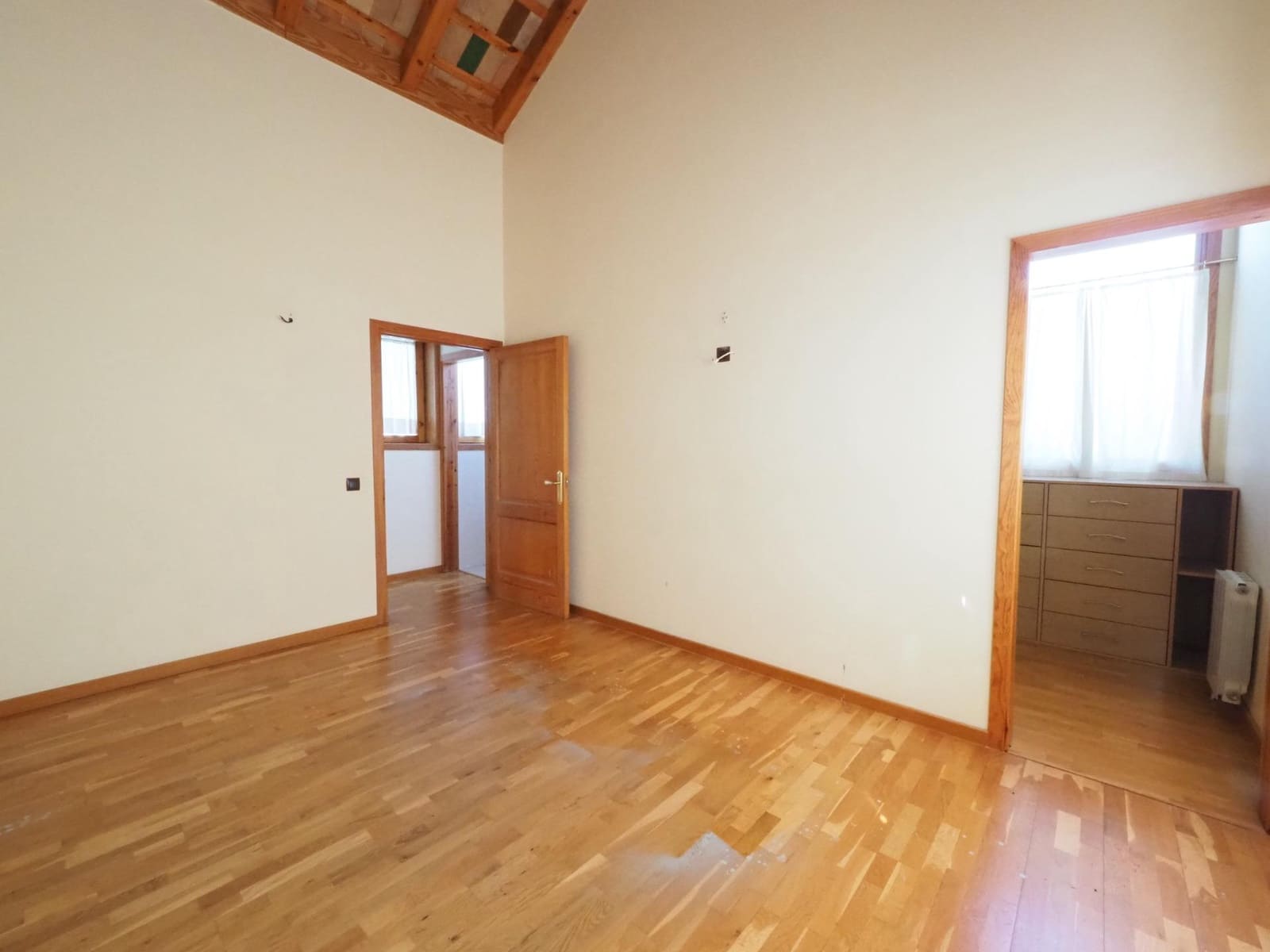 3 bedroom Villa for sale in Sant Pol de Mar with garage - € 535,000 (Ref: 9908407)