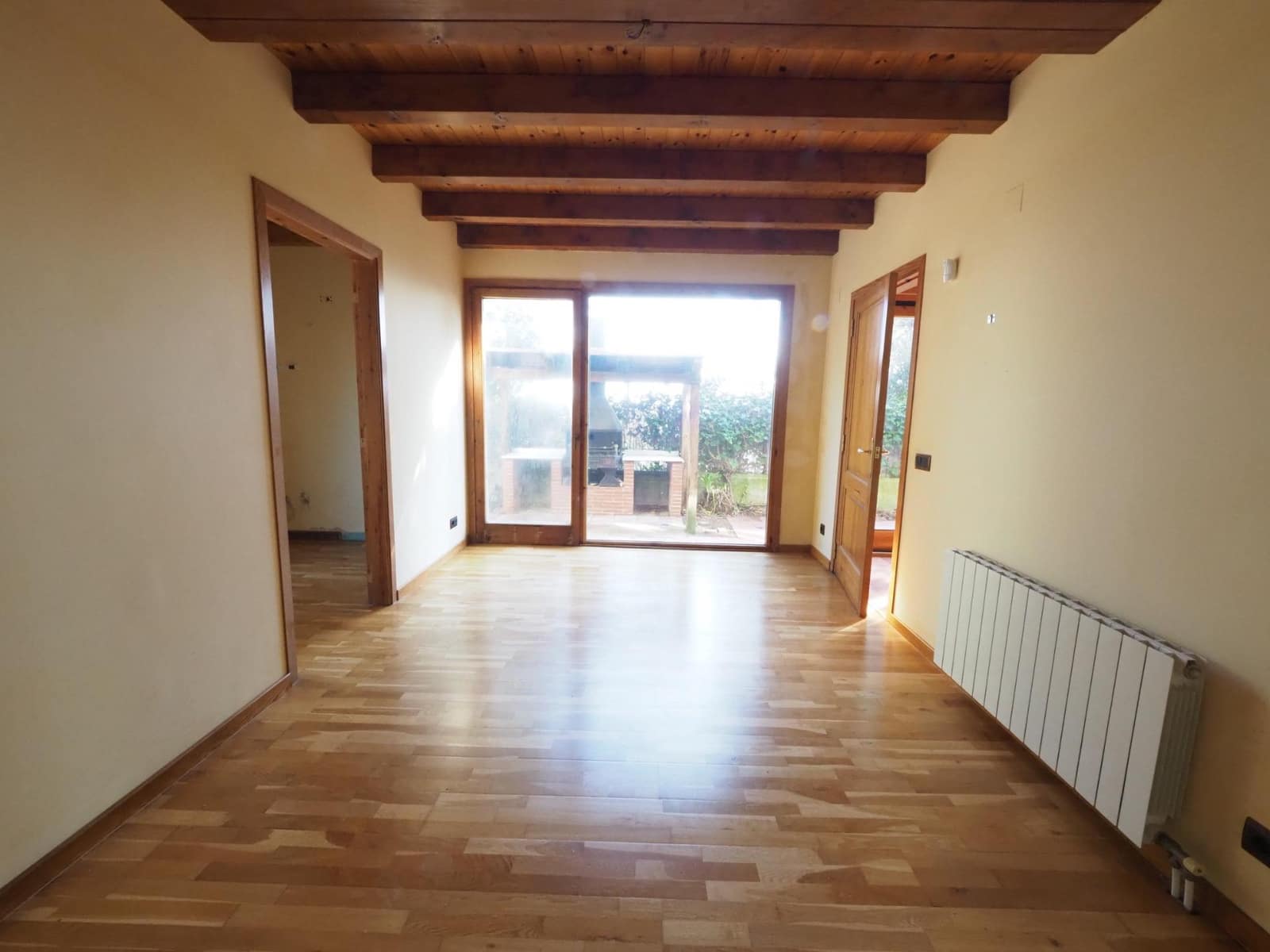 3 bedroom Villa for sale in Sant Pol de Mar with garage - € 535,000 (Ref: 9908407)
