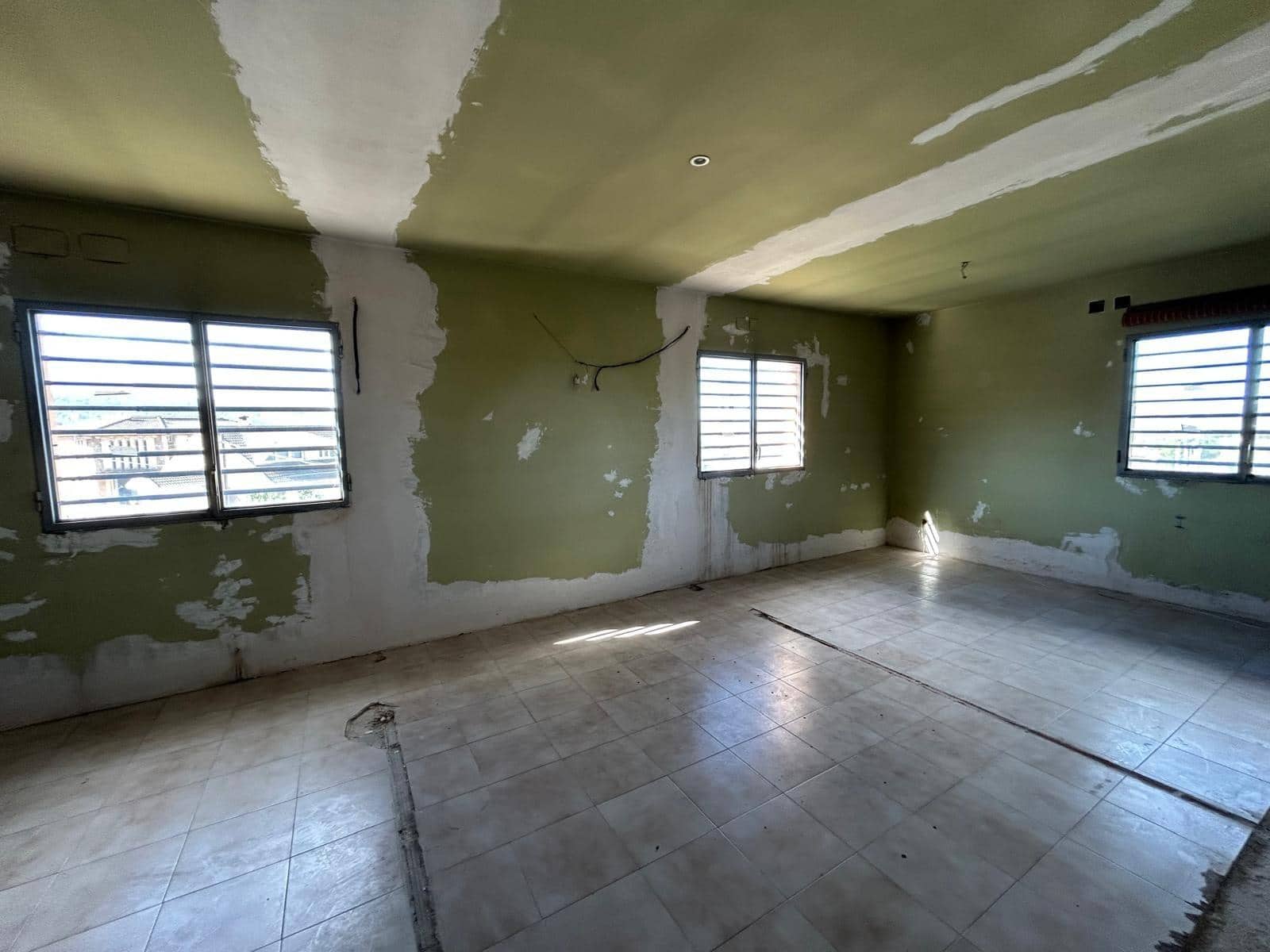 5 chambre Villa/Maison à vendre à Navarcles avec piscine garage - 249 000 € (Ref: 9908408)