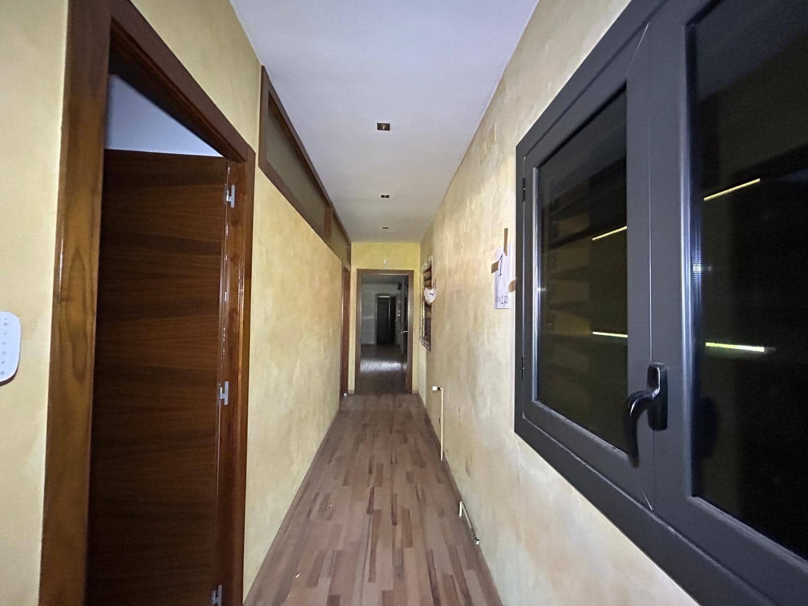 5 chambre Villa/Maison à vendre à Navarcles avec piscine garage - 249 000 € (Ref: 9908408)
