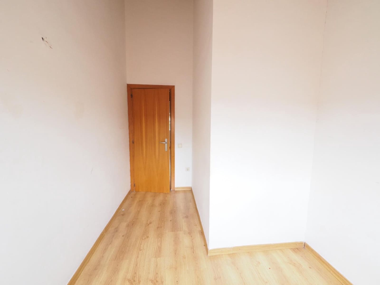 4 bedroom Terraced Villa for sale in Terrassa with garage - € 390,000 (Ref: 9908409)
