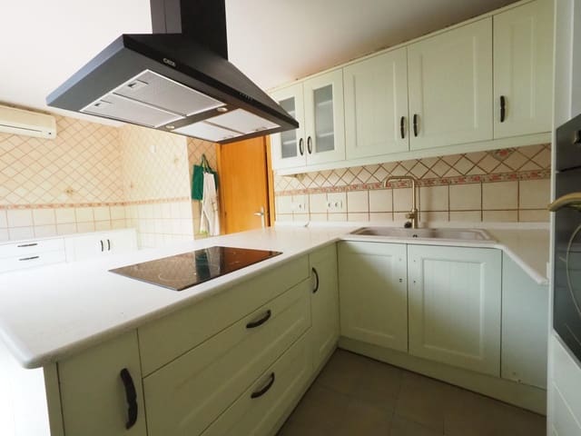 4 camera da letto Villetta a Schiera in vendita in Terrassa con garage - 390.000 € (Rif: 9908409)