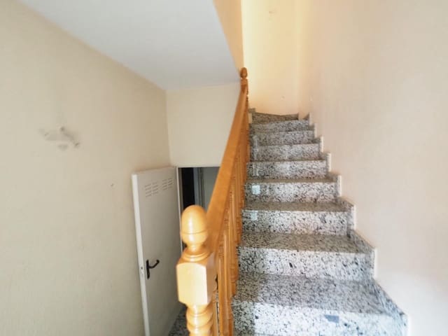 4 camera da letto Villetta a Schiera in vendita in Terrassa con garage - 390.000 € (Rif: 9908409)