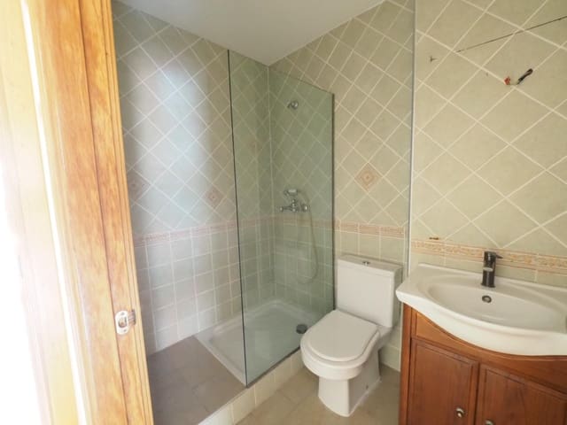 4 camera da letto Villetta a Schiera in vendita in Terrassa con garage - 390.000 € (Rif: 9908409)