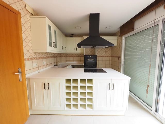4 camera da letto Villetta a Schiera in vendita in Terrassa con garage - 390.000 € (Rif: 9908409)