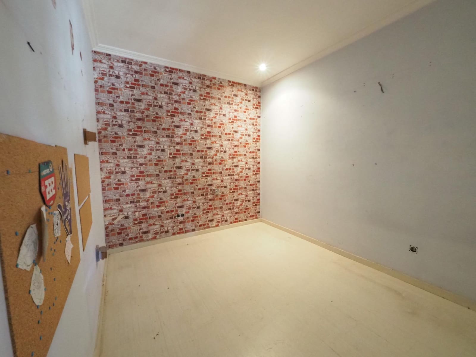 3 bedroom Terraced Villa for sale in El Prat de Llobregat with garage - € 495,000 (Ref: 9908410)