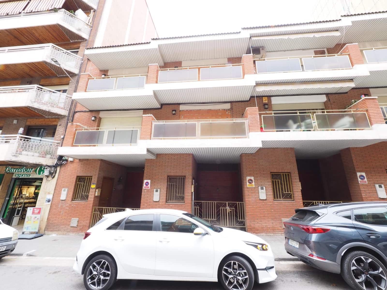 3 slaapkamer Rijtjeshuis te koop in Rubi met garage - € 375.000 (Ref: 9908411)