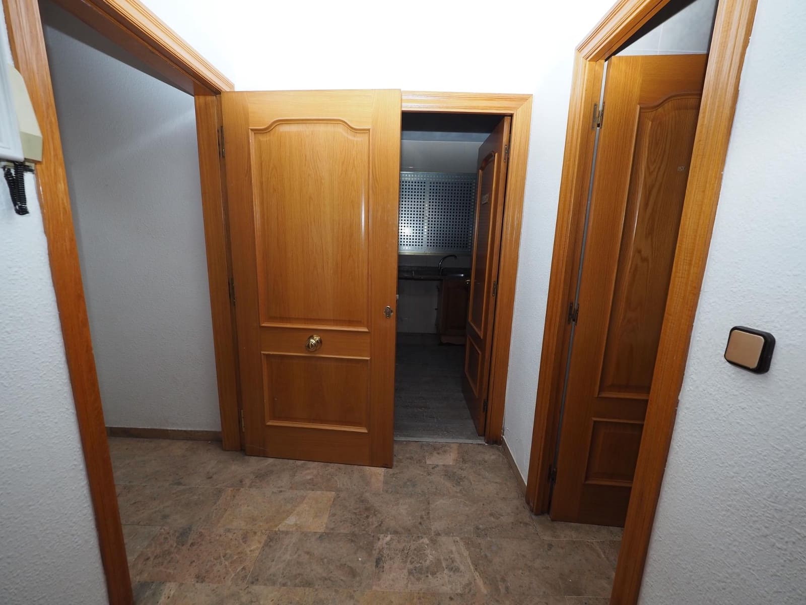 3 slaapkamer Rijtjeshuis te koop in Rubi met garage - € 375.000 (Ref: 9908411)