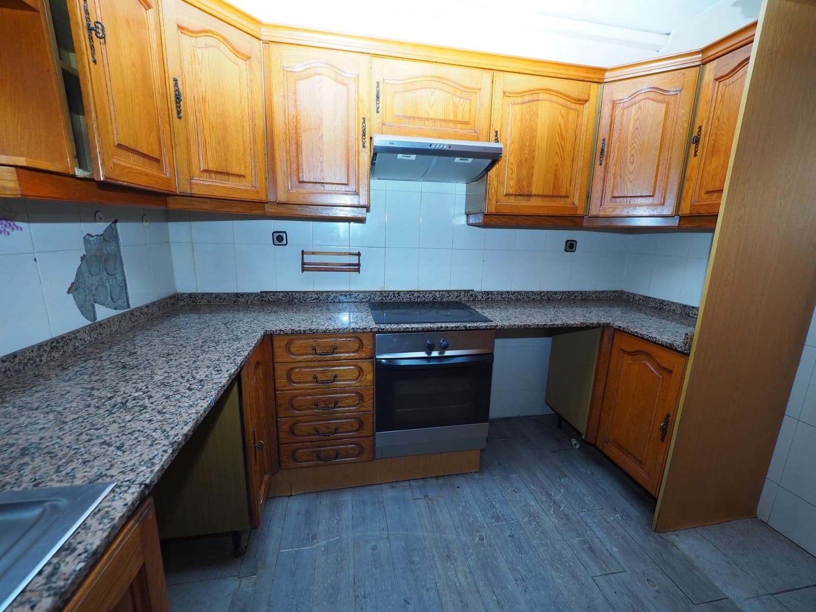3 slaapkamer Rijtjeshuis te koop in Rubi met garage - € 375.000 (Ref: 9908411)