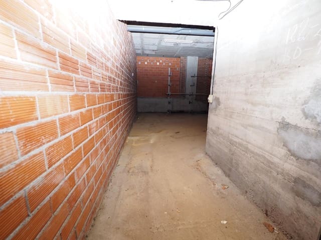Comercial para venda em Terrassa - 46 200 € (Ref: 9908414)