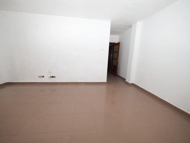 3 slaapkamer Flat te koop in Sant Pere de Ribes - € 118.800 (Ref: 9908416)